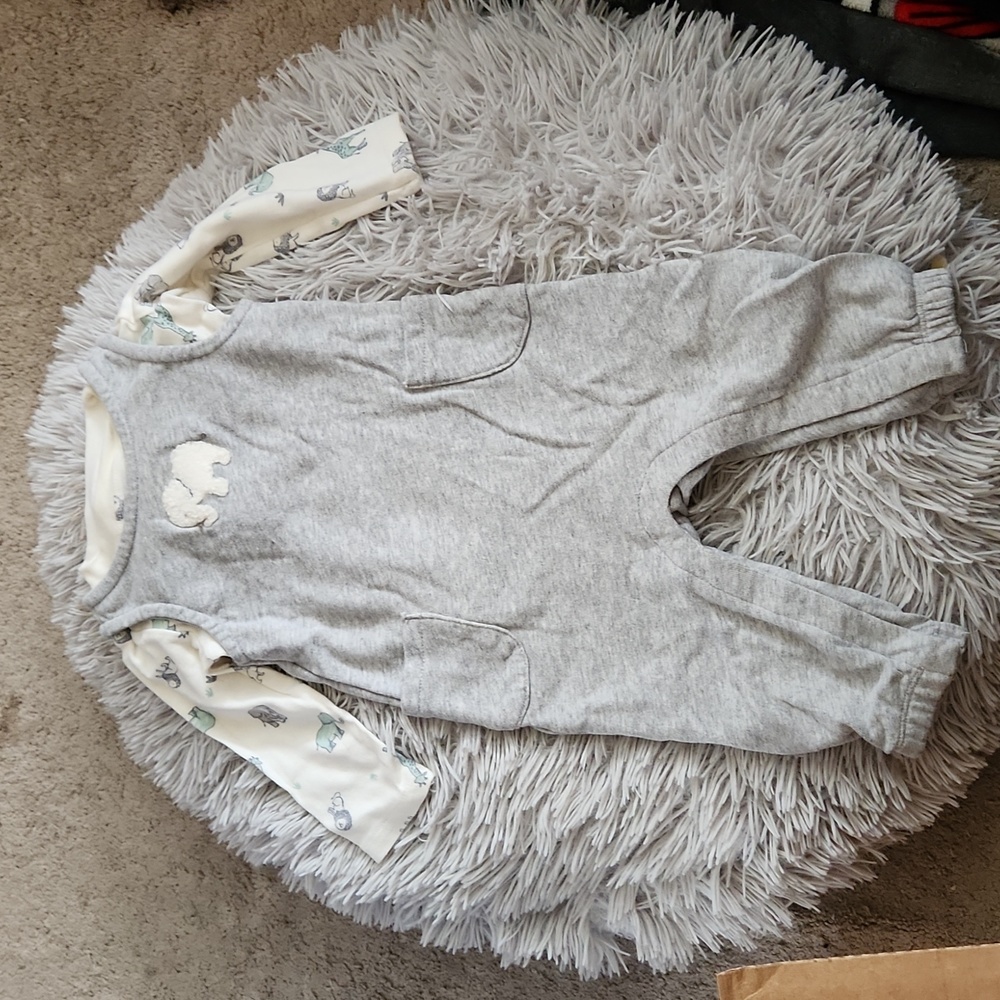 Carter's jumper set